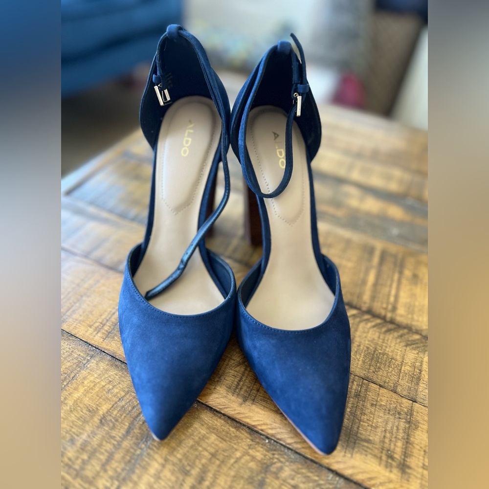 Aldo blue suede heels size 8. Like new!